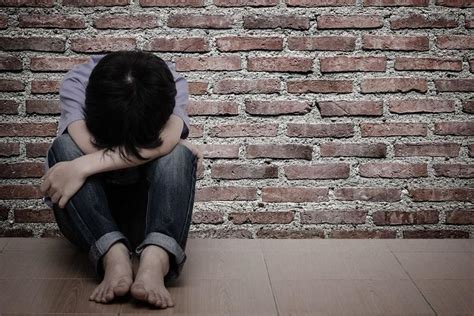 2­ ­Y­a­ş­ı­n­d­a­k­i­ ­Ç­o­c­u­ğ­u­n­ ­Ö­l­ü­m­ü­n­d­e­ ­C­i­n­s­e­l­ ­İ­s­t­i­s­m­a­r­ ­B­u­l­g­u­s­u­:­ ­B­a­ş­s­a­v­c­ı­l­ı­k­ ­A­ç­ı­k­l­a­m­a­ ­Y­a­p­t­ı­